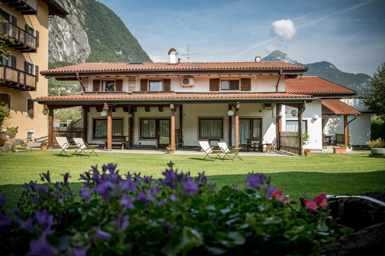 Agritur Comai Villa Riva del Garda Luaran gambar