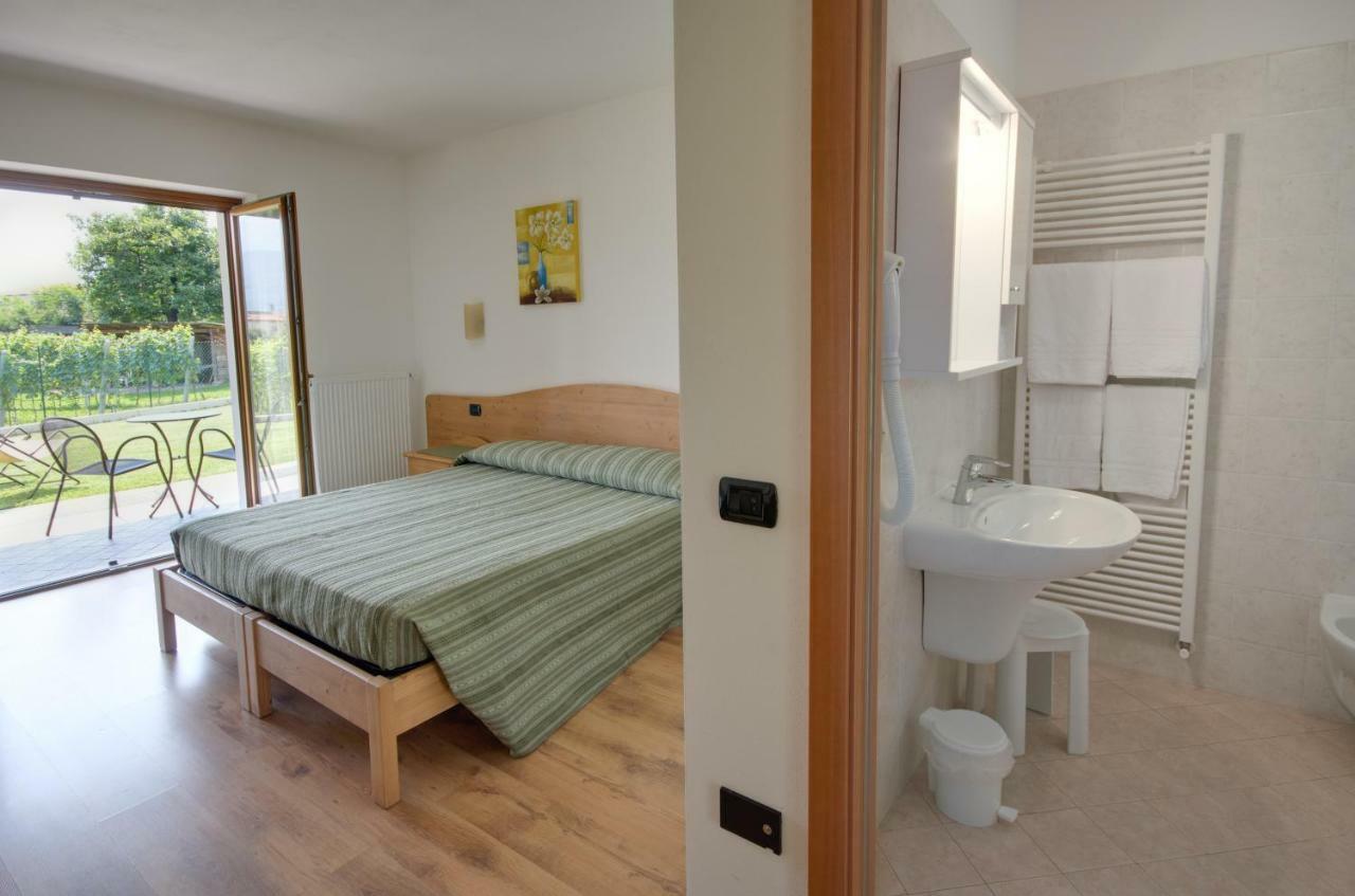 Agritur Comai Villa Riva del Garda Luaran gambar